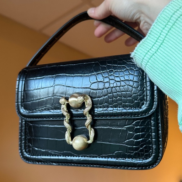 Zara Black & Gold “Croc Print” Mini Bag w/ Gold Snake Clasp - Picture 6 of 12